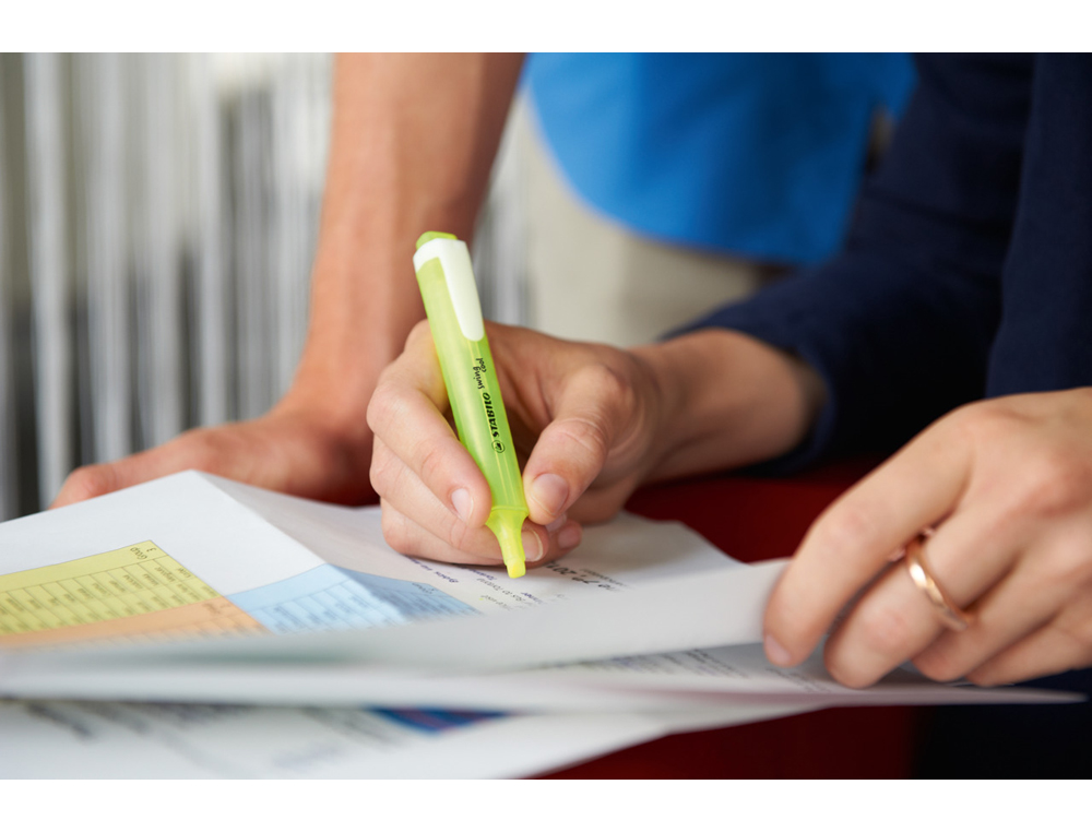 ROTULADOR STABILO FLUORESCENTE SWING COOL EXPOSITOR DE 48 UNIDADES COLORES SURTIDOS