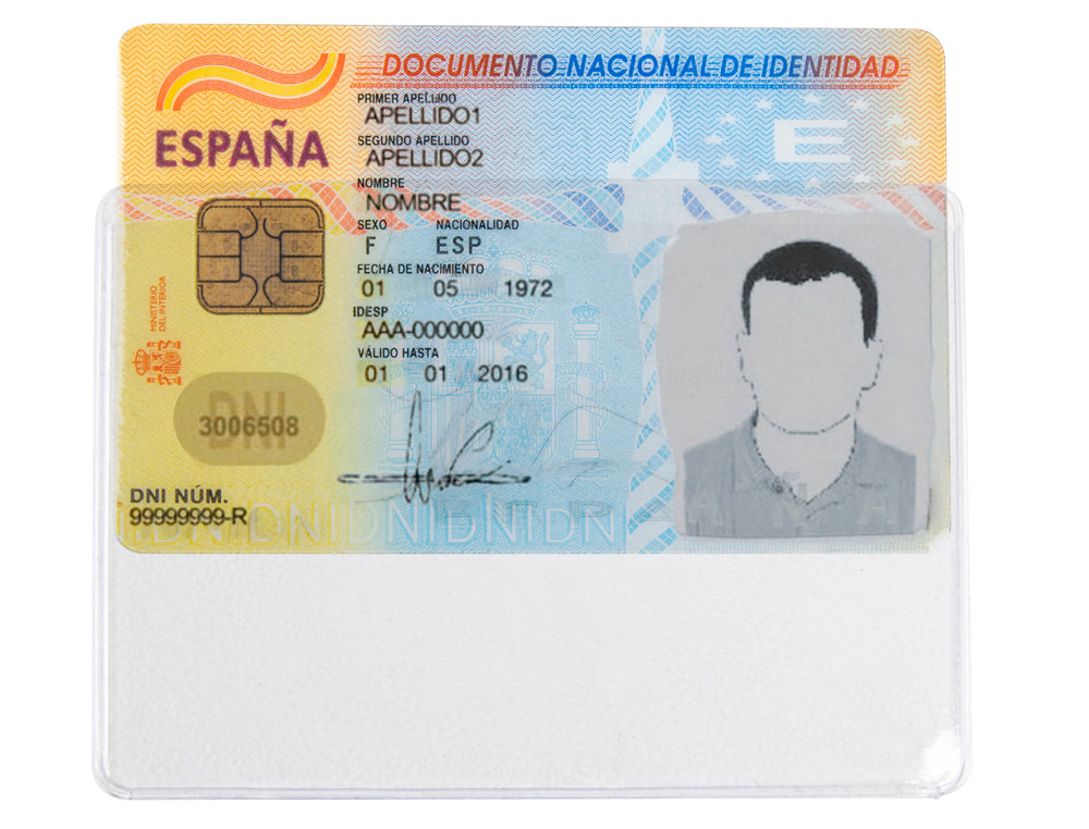 FUNDA PORTADOCUMENTO Q-CONNECT DNI 130 MICRAS PVC TRANSPARENTE CON UERO 86X54 MM