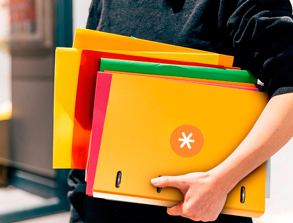 CARPETA CON RECAMBIO ANTARTIK A4 CUADRO 5MM FORRADA 4 ANILLAS 25MM REDONDAS COLOR MOSTAZA