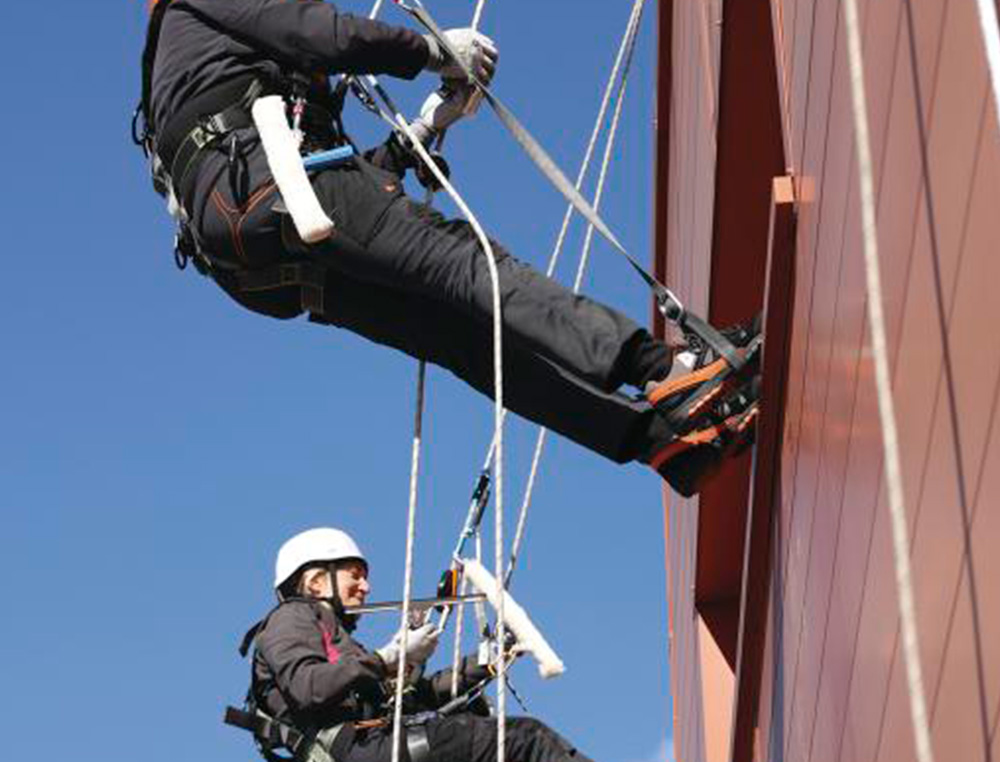 ZAPATOS DE SEGURIDAD DELTAPLUS MICROFIBRA PU SUELA PU MONO-DENSIDAD COLOR BLANCO TALLA 48